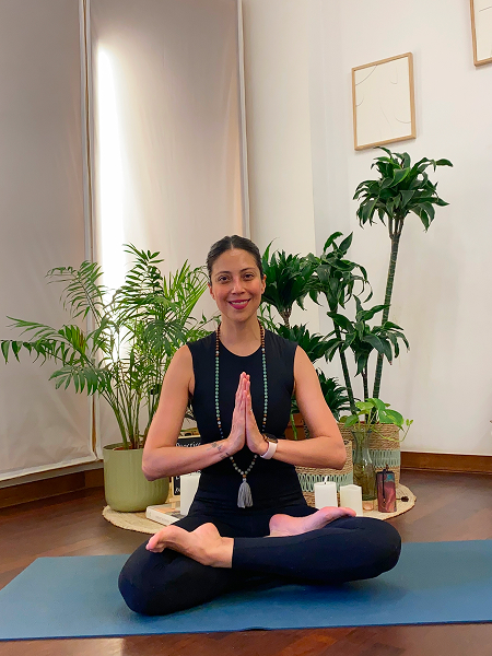 Profesora Rakel Calma Yoga